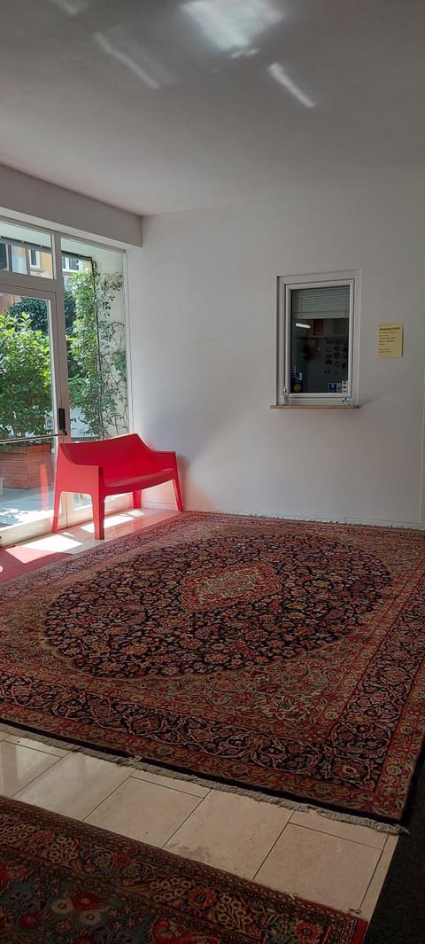 Lobby or reception, Internal: Not applicable to any particular room