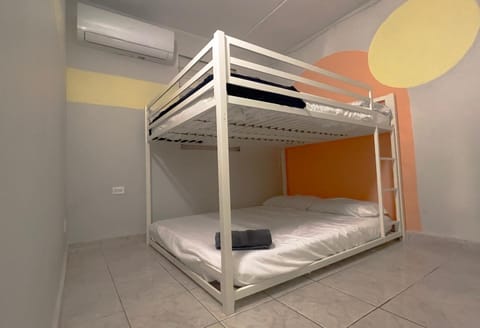 Bed, Photo of the whole room, Bedroom, bunk bed, air conditioner