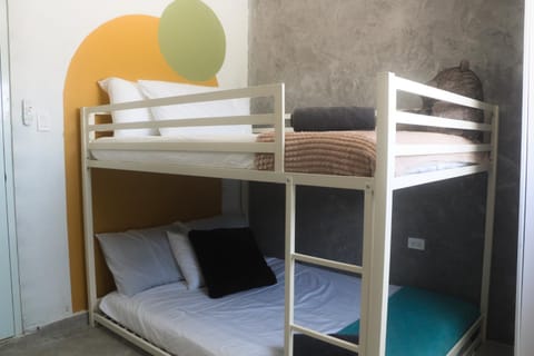 Bed, Photo of the whole room, Bedroom, bunk bed, air conditioner