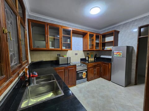 Kitchen or kitchenette, oven, stove