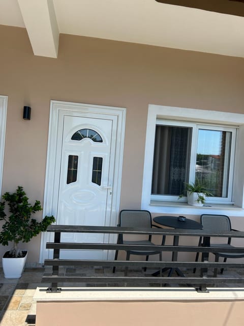 Vila Roan Apartment in Vlorë