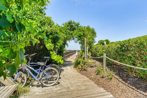 Townhome in Omni Amelia Resort Beach, Pool and Golf House in Amelia Island