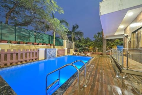 4BHK Luxury Private Pool Villa Villa in Lonavla