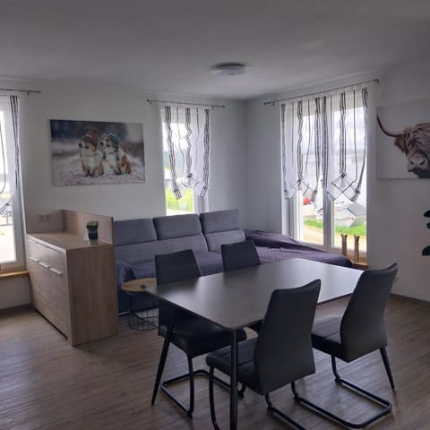 Living room, Seating area, Dining area