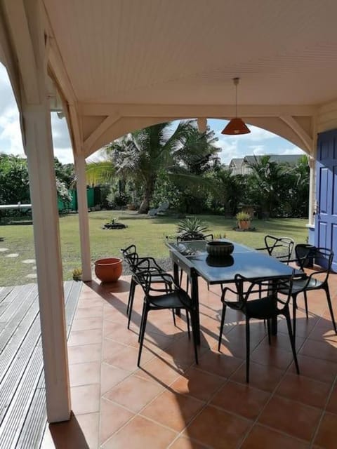 Patio, Day, Garden, Balcony/Terrace, Dining area, Garden view