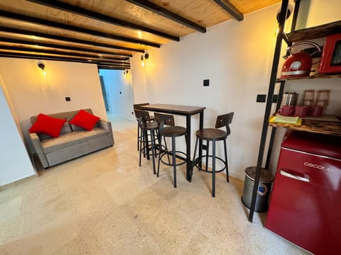 Apart con terraza en Florida E2 Apartment in L'Hospitalet de Llobregat