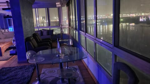 Panorama Nile view Apartment in Cairo Governorate