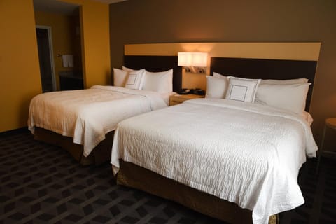 TownePlace Suites by Marriott Lawrence Downtown Hotel in Lawrence