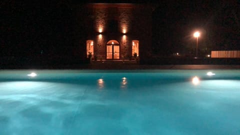 Night, Swimming pool