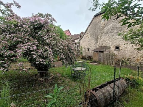 Charmante maison à colombages dans cour privée avec parking sur place House in Ribeauvillé