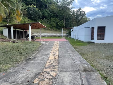 Casa Nature House in Cundinamarca, Colombia