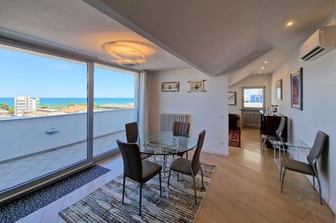 Luxury sea view apartment Apartment in Porto Sant'Elpidio