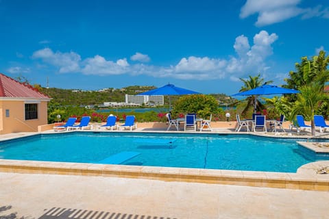 Ocean breeze & views - studio Apartment in Antigua and Barbuda