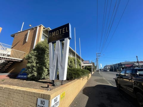 Property building, Street view