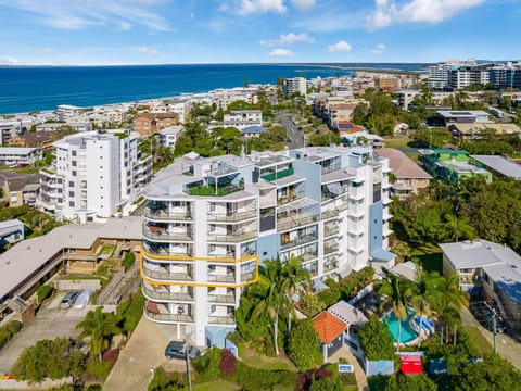 Mariners Unit 11 Kings Beach QLD Apartment in Kings Beach