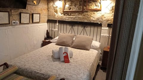 Private rooms Bed and Breakfast in Barcelona