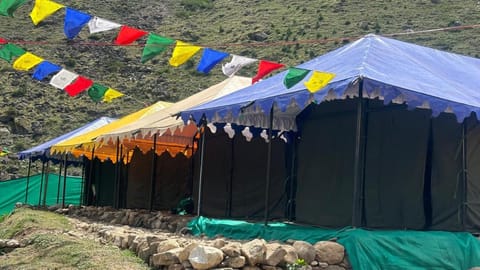 Friends Farm Luxury tent in Uttarakhand