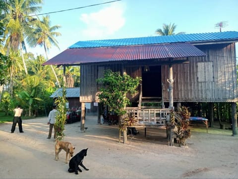 Tbeng community homestay Vacation rental in Siem Reap Province