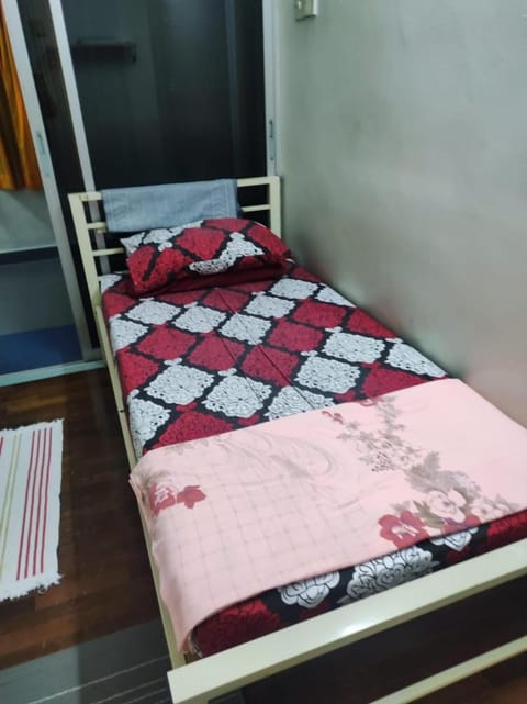 Homestay Arlin Puchong Utama House in Subang Jaya