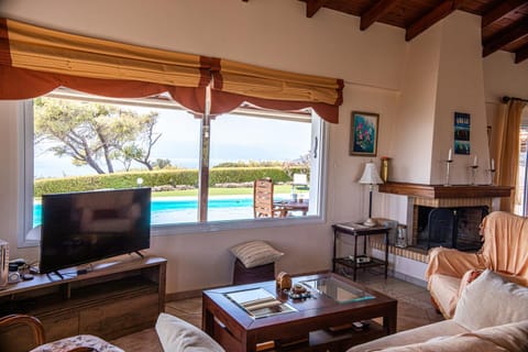 Living room, Pool view, Sea view