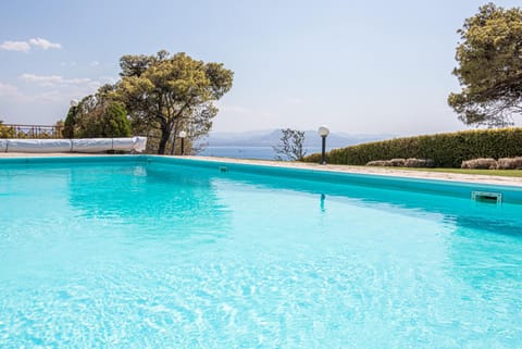 Sea view, Swimming pool