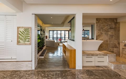 Bathroom, Living room