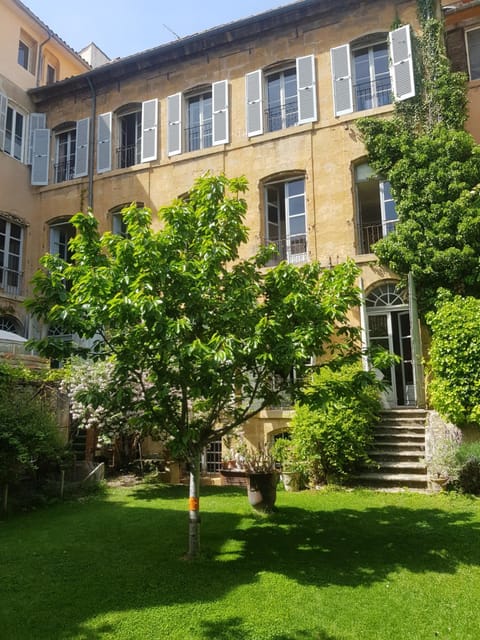 Bed and Breakfast Jardin de Marie Alojamiento y desayuno in Aix-en-Provence