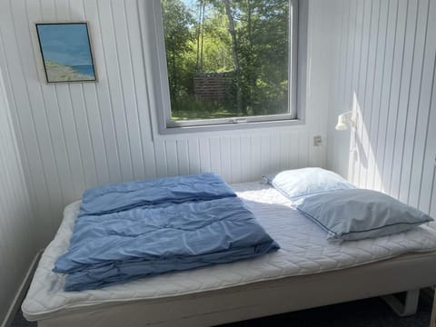 Holiday Home Lonneke - 800m from the sea by Interhome House in Västra Götaland County