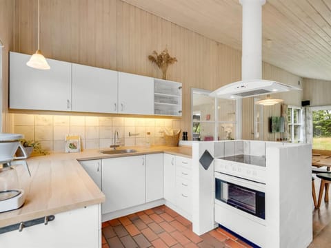 Holiday Home Adrienne - 240m from the sea by Interhome House in Hirtshals