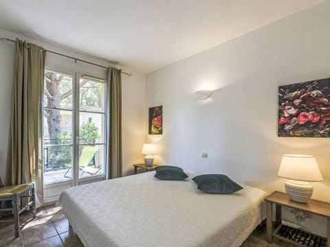 Apartment Le Jardin d'Artemis by Interhome Apartment in Gassin