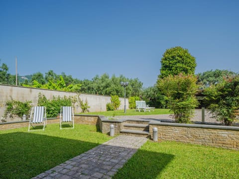 Holiday Home Villa Giuliana by Interhome House in Pietrasanta