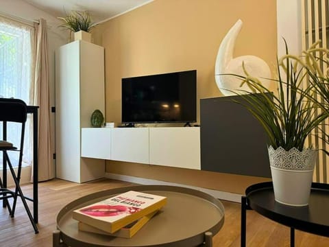 RELAX - Casa a 2 Passi dal Centro con Free Parking e WiFi Apartment in Reggio Emilia