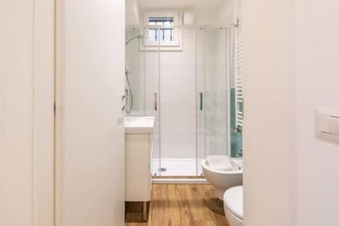 Shower, Toilet, Bathroom, bidet, heating