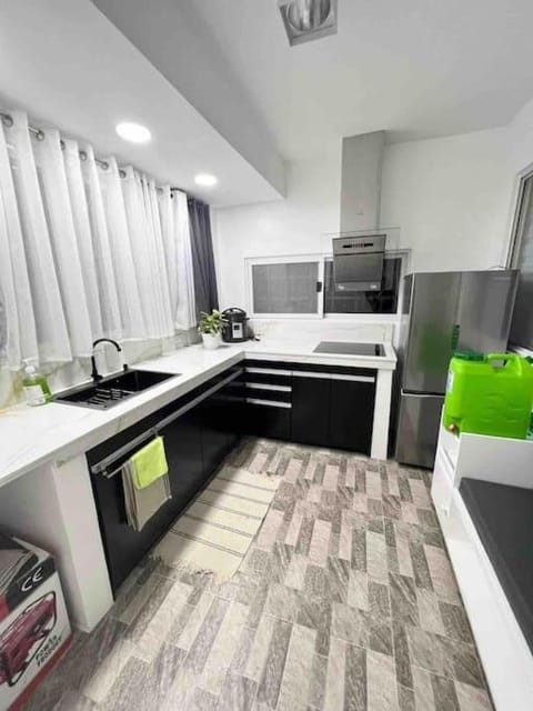 Nion's The Cozy Corner 1 Apartment in Antipolo