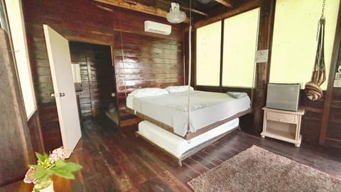 Bed, Photo of the whole room, Bedroom, air conditioner