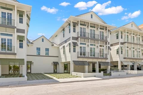 Property building, Day, Street view