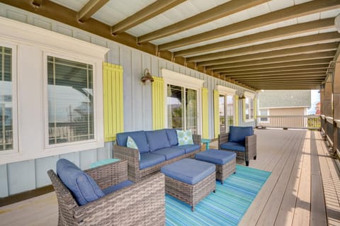 The Seaside Craftsman House in North Topsail Beach