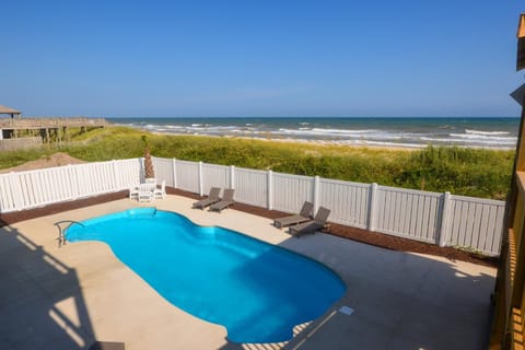 Geaux Big House in North Topsail Beach