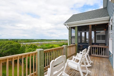 Bella Vita House in North Topsail Beach