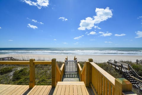 Majestic View House in North Topsail Beach