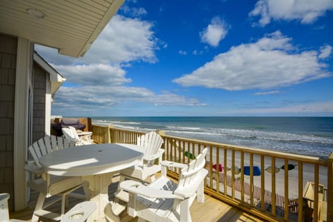 Ocean Song House in North Topsail Beach