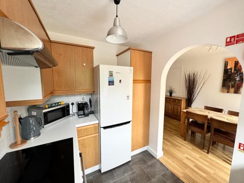 3 Bed House with parking and garden near Tower Bridge Apartment in London Borough of Southwark