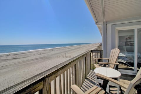 View (from property/room), Balcony/Terrace, Beach, Sea view