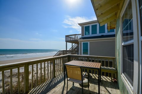 Sea La Vie House in Surf City