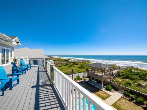 Topsail Manor House in North Topsail Beach