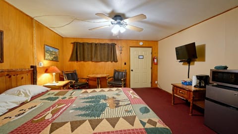 Arrowhead 11 Deluxe Apartment in Red River