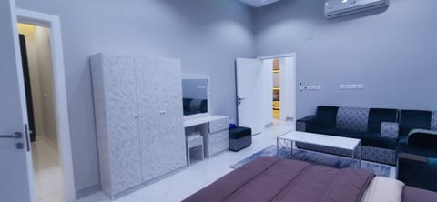 شقة غرفتين بمدخل مستقل ومواقف مظلله دحول ذاتي قريبه من الحرم النبوي حي راقي Apartment in Medina