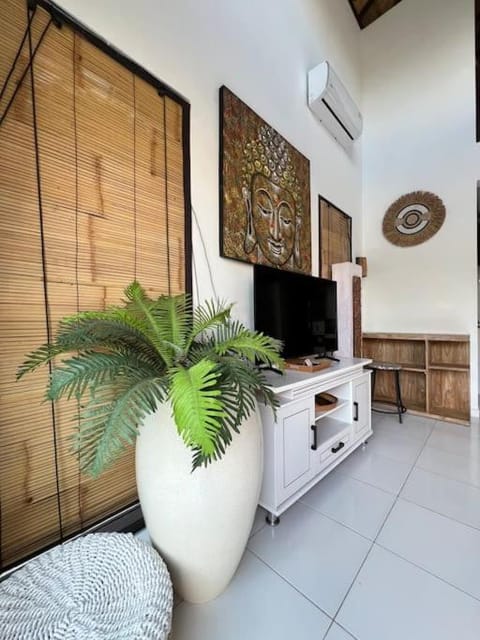 Peaceful Getaway in Paradise Villa in Kuta Selatan