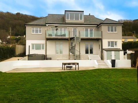 Property building, Patio, Day, Garden view