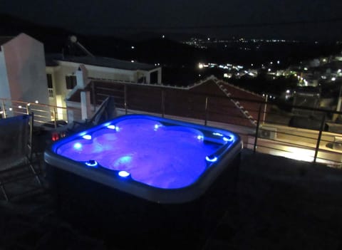 Night, Natural landscape, Hot Tub